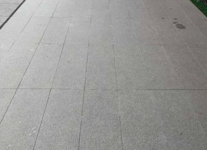知道哪里有香河路沿石生产厂家 香河石小路